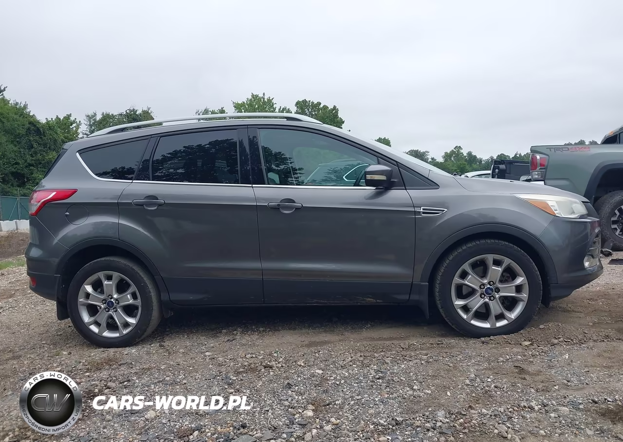 2014 Ford Escape Titanium VIN:1FMCU9JX4EUC61547 - 14