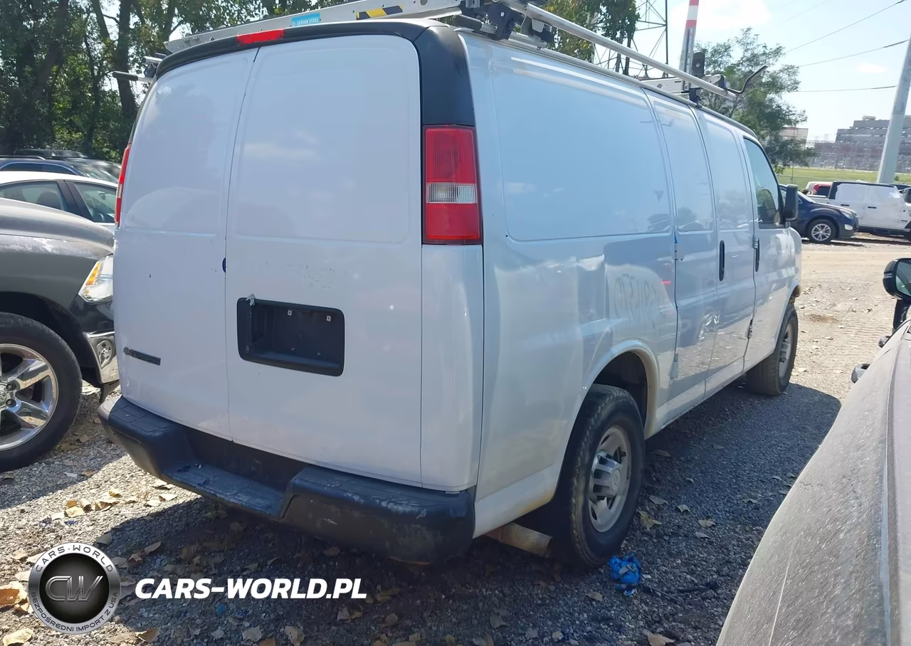 2017 Chevrolet Express 2500 Work Van VIN:1GCWGAFF3H1108495 - 4
