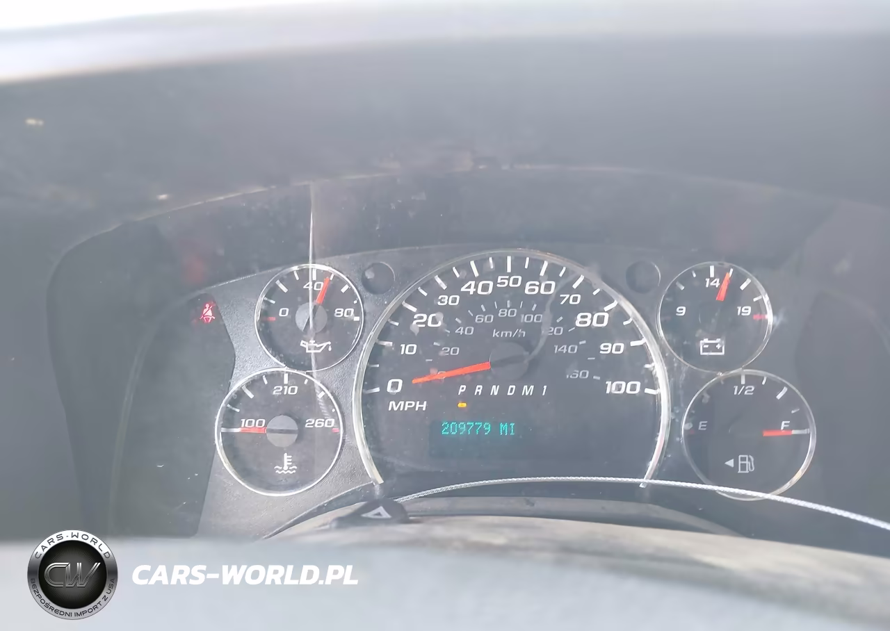 2017 Chevrolet Express 2500 Work Van VIN:1GCWGAFF3H1108495 - 7