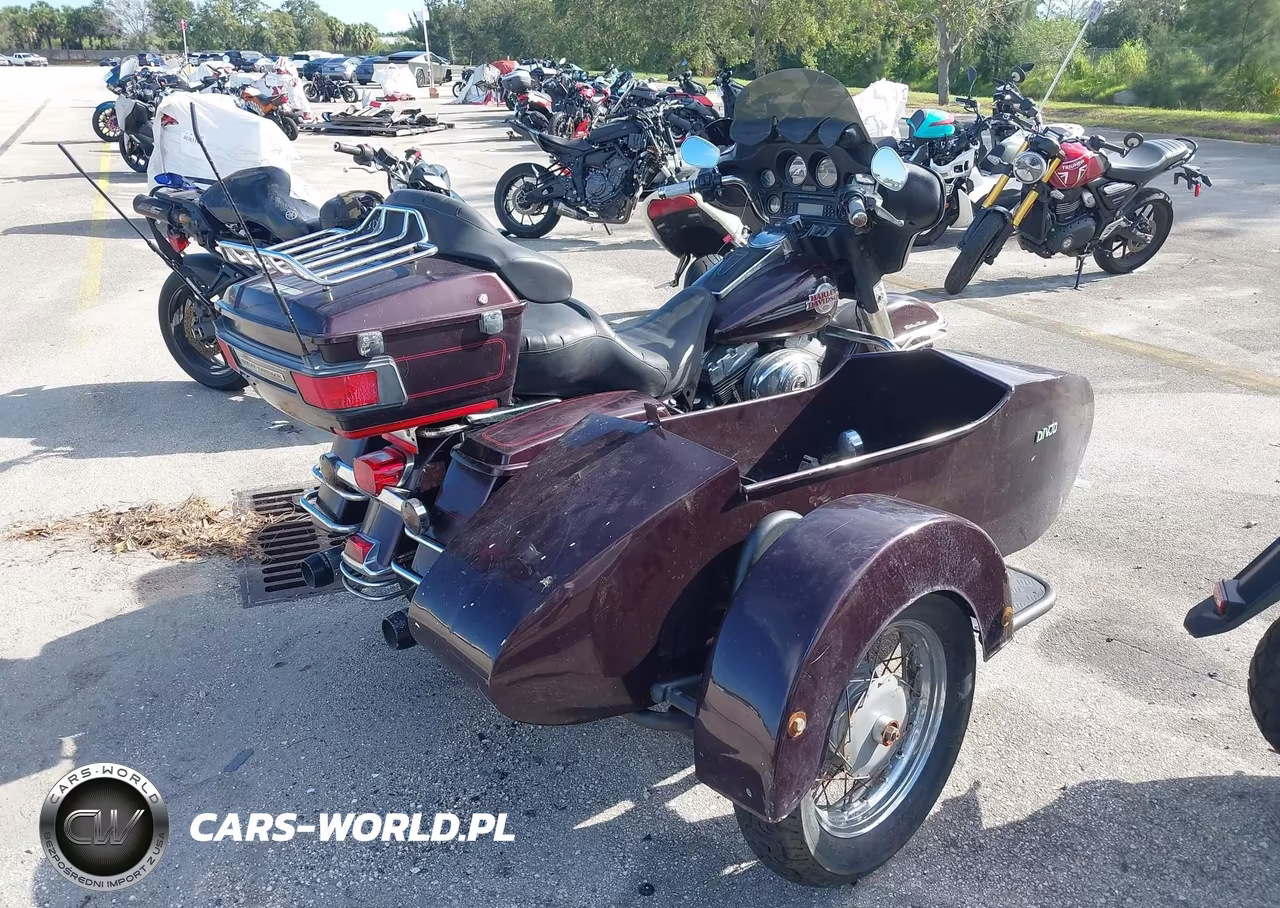 2006 Harley-Davidson Flhtcui VIN:1HD1FCW136Y690713 - 4