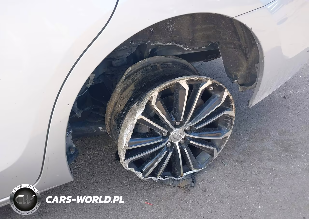 2016 Toyota Corolla S Plus VIN:5YFBURHE6GP463522 - 19