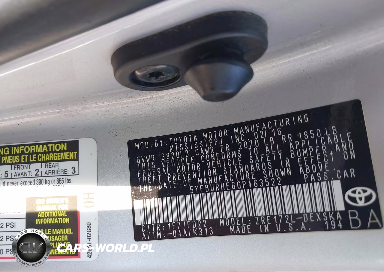 2016 Toyota Corolla S Plus VIN:5YFBURHE6GP463522 - 9