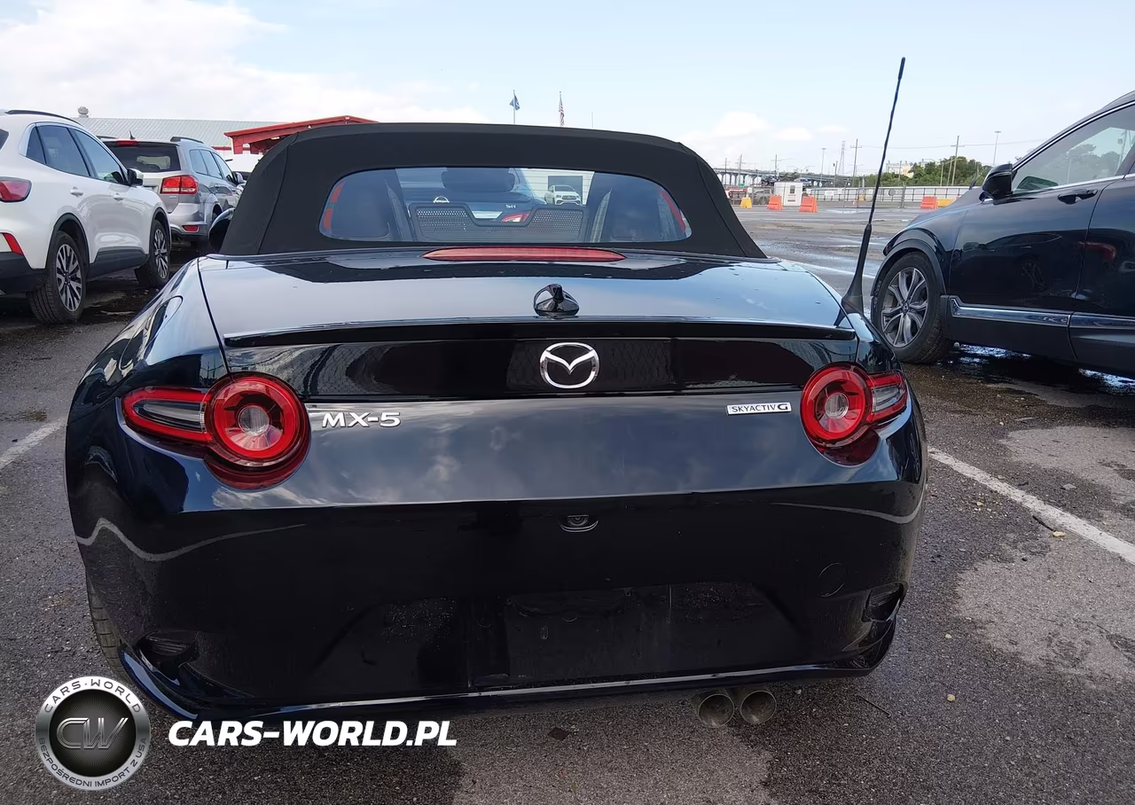 2024 Mazda Mx-5 Miata Club VIN:JM1NDAC73R0609007 - 16
