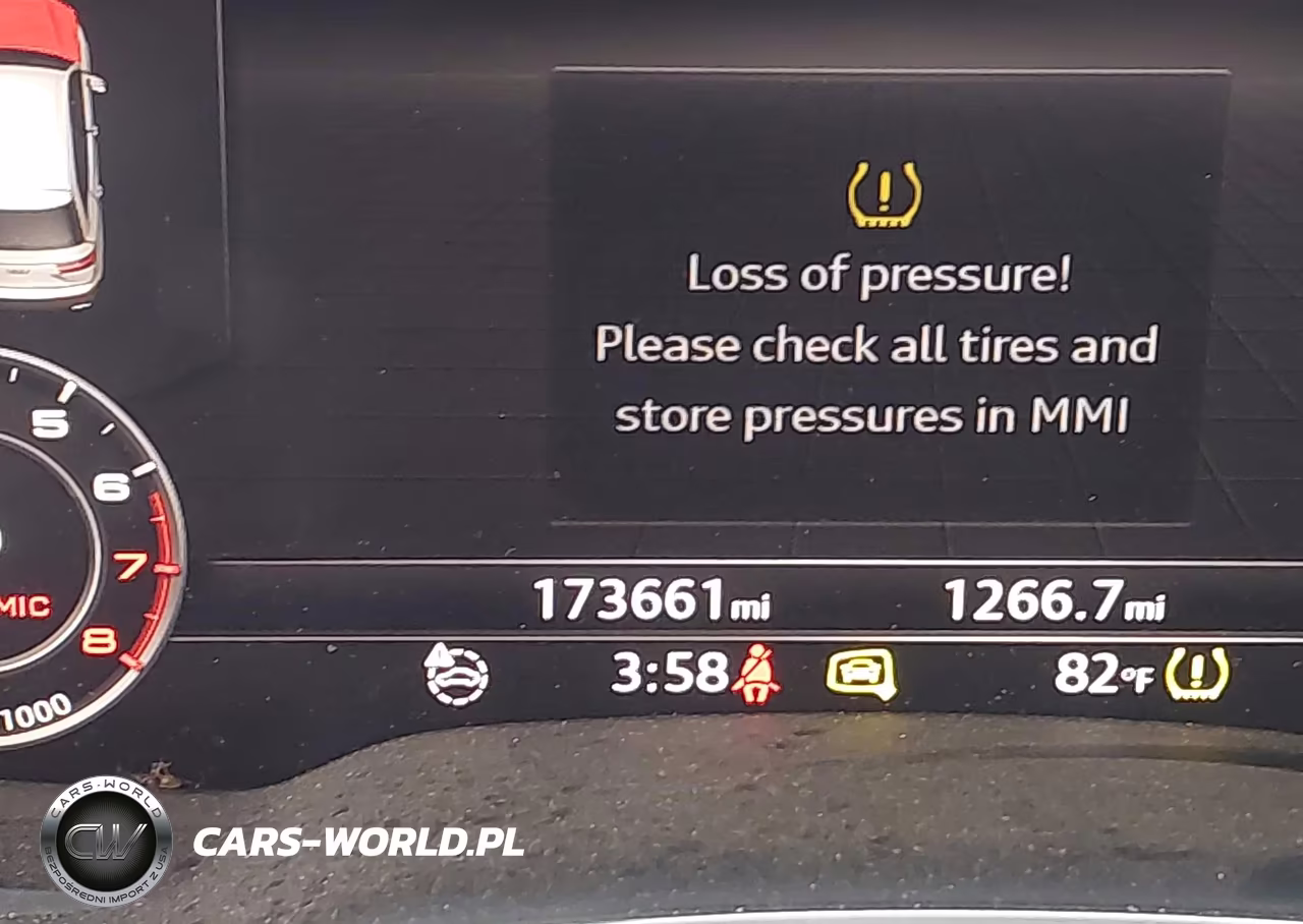 2017 Audi Q7 3.0T Premium VIN:WA1LAAF79HD027149 - 15