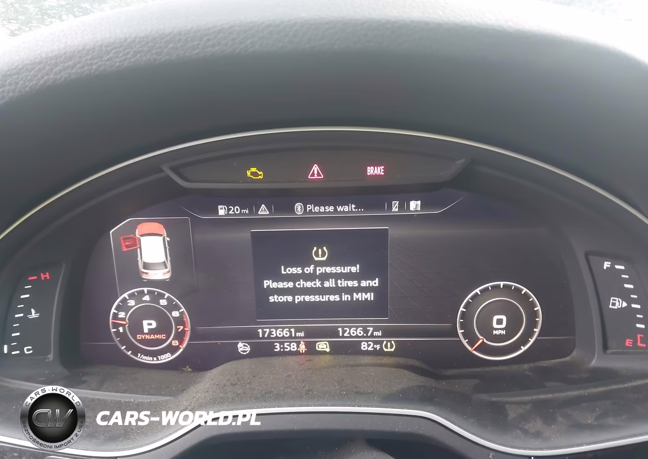 2017 Audi Q7 3.0T Premium VIN:WA1LAAF79HD027149 - 7