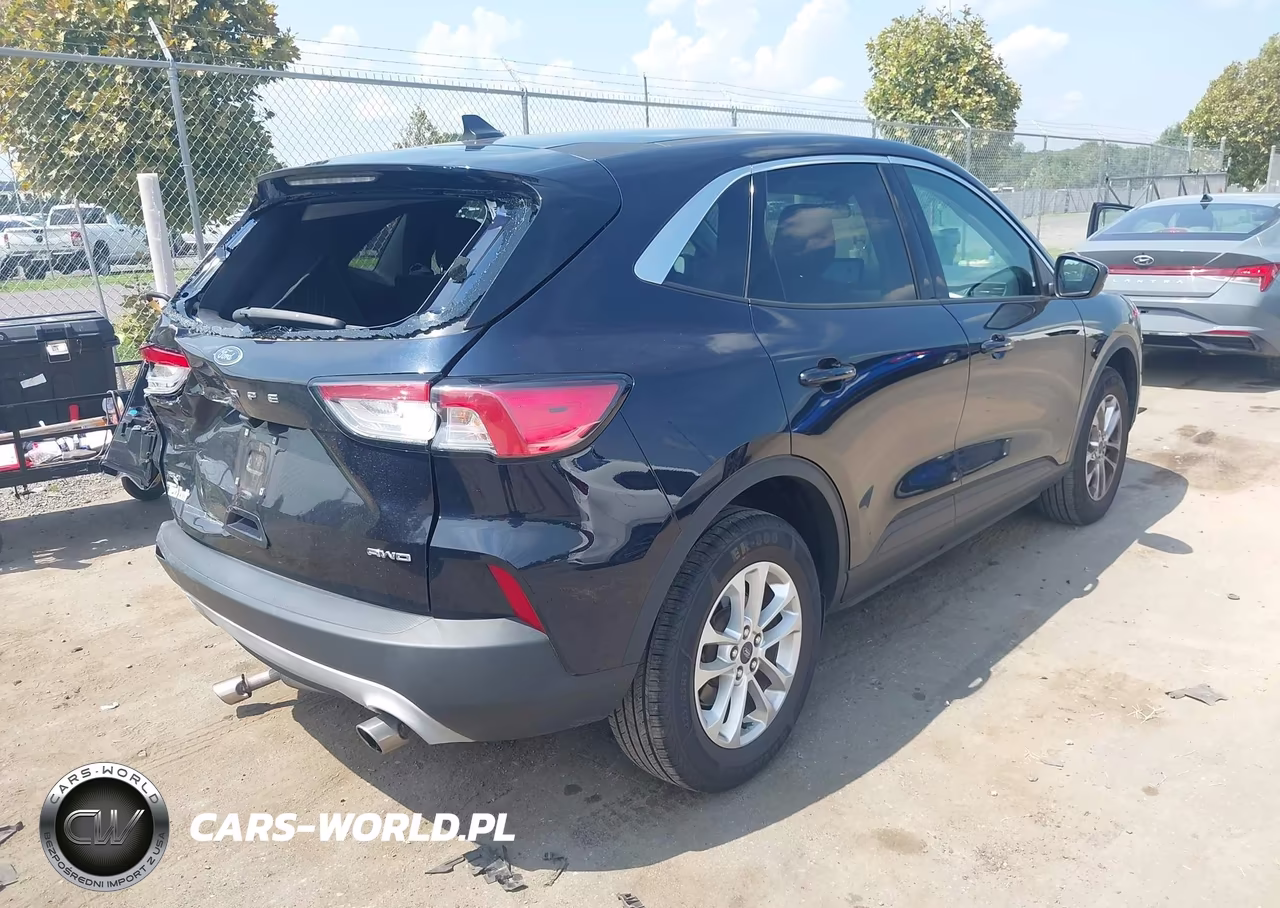 2021 Ford Escape Se VIN:1FMCU9G68MUA06039 - 4