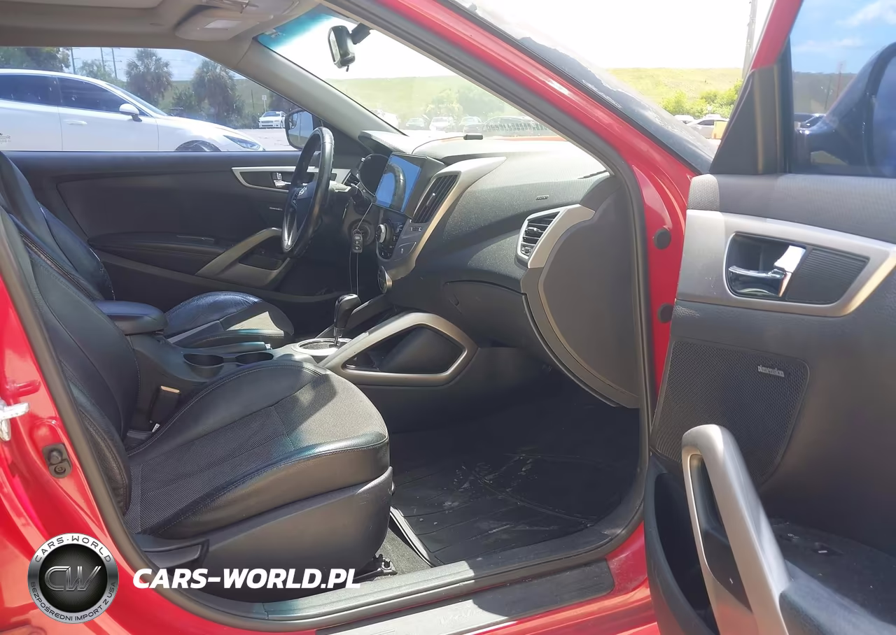 2014 Hyundai Veloster Base W-Black VIN:KMHTC6AD5EU185344 - 5