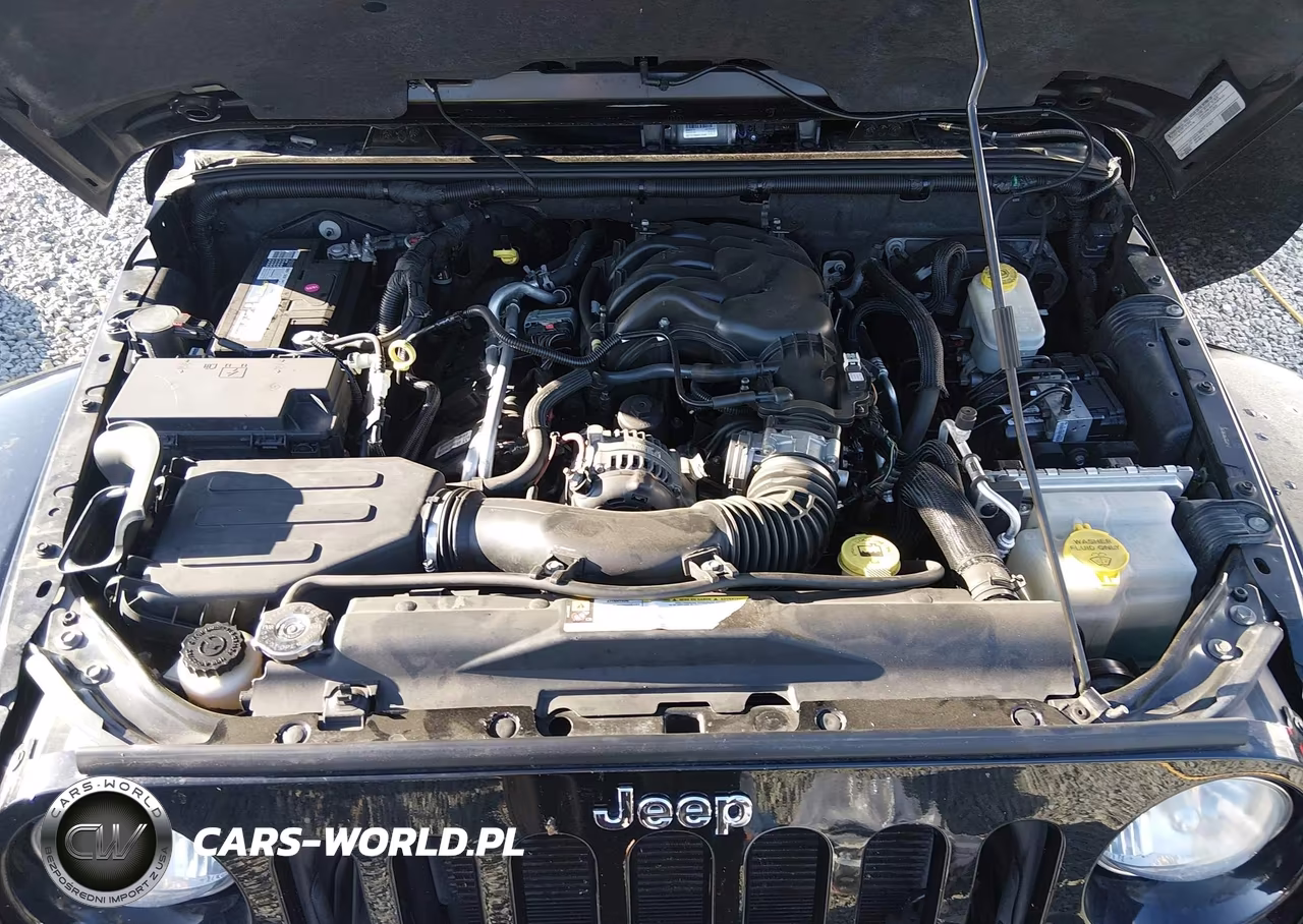 2012 Jeep Wrangler Unlimited Sahara VIN:1C4BJWEG3CL169639 - 10