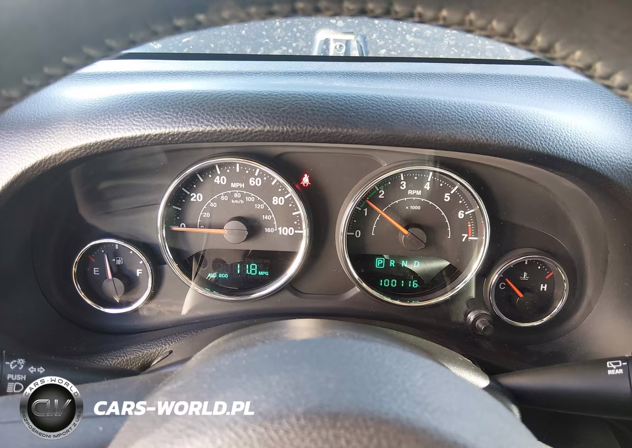 2012 Jeep Wrangler Unlimited Sahara VIN:1C4BJWEG3CL169639 - 7