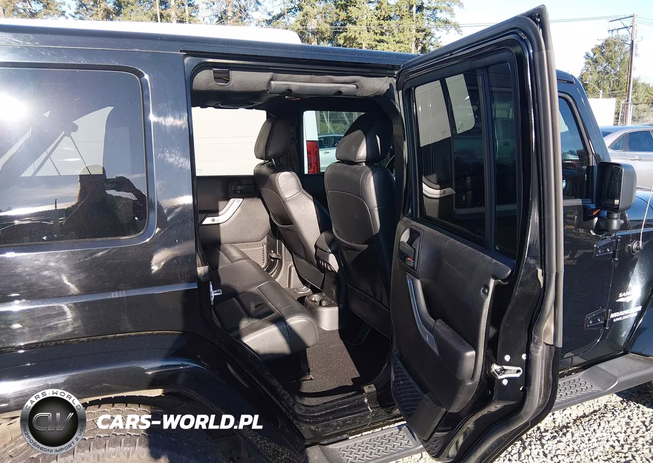 2012 Jeep Wrangler Unlimited Sahara VIN:1C4BJWEG3CL169639 - 8