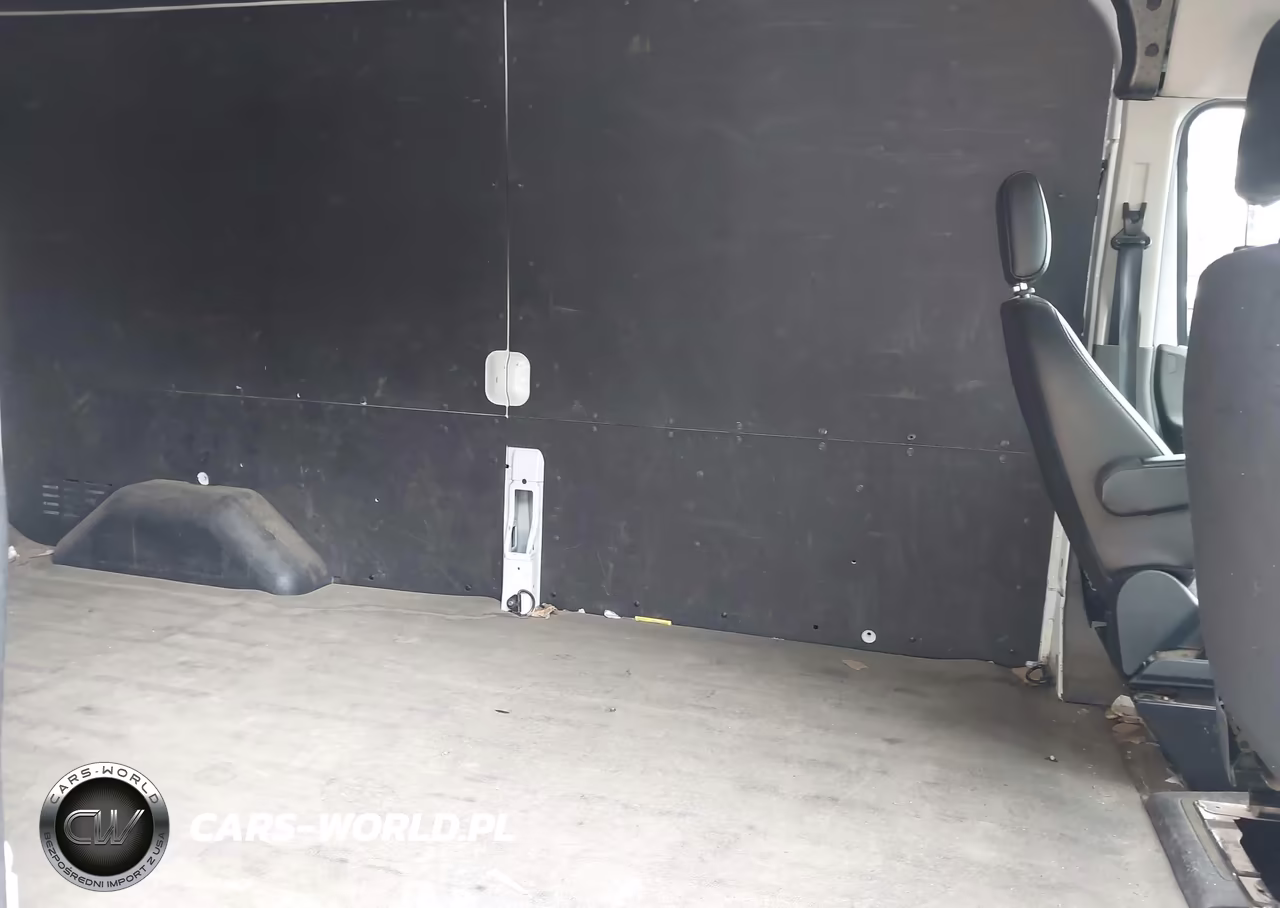 2023 Ford Transit-350 VIN:1FTBW1XG2PKB82816 - 7
