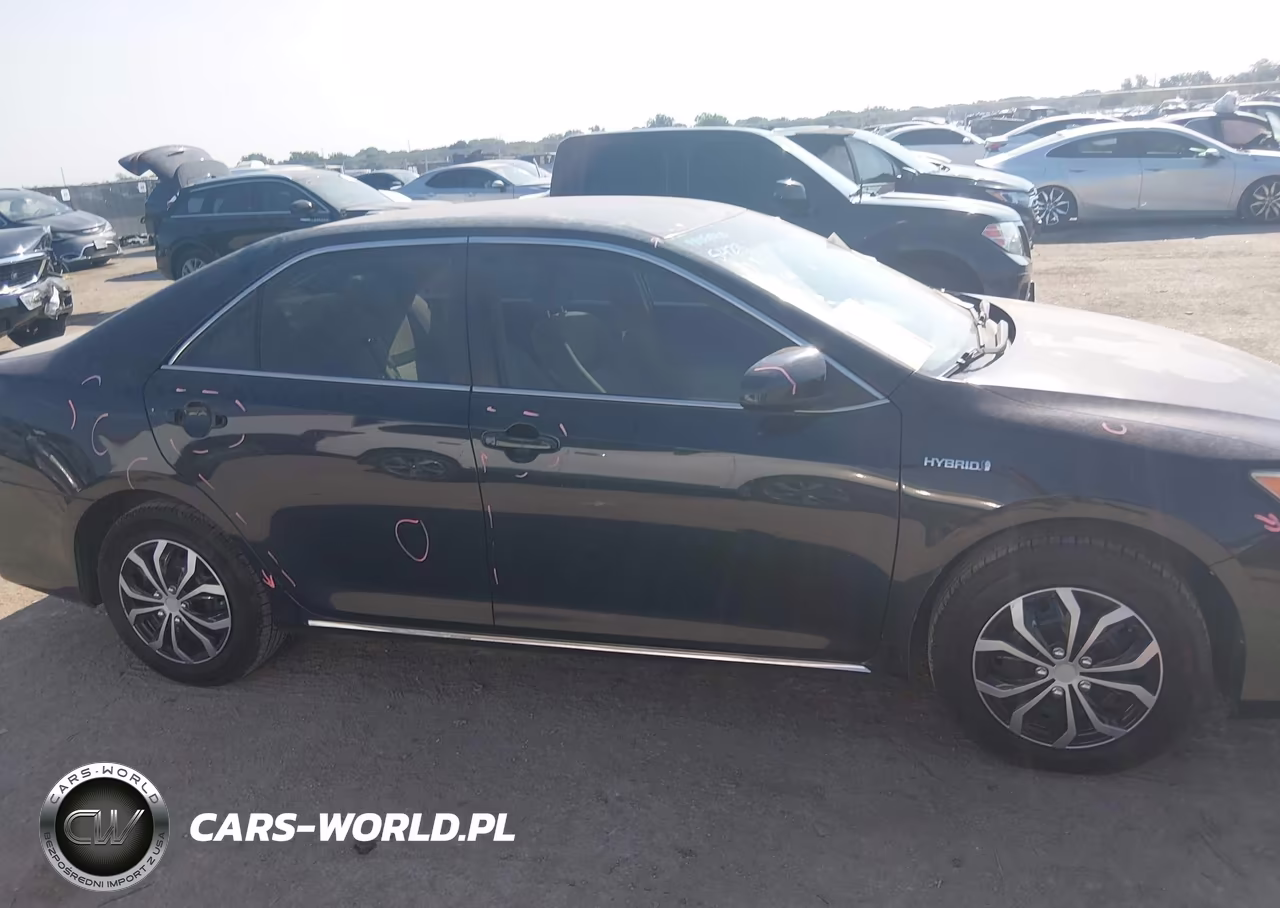 2013 Toyota Camry Hybrid Le VIN:4T1BD1FK7DU076448 - 12