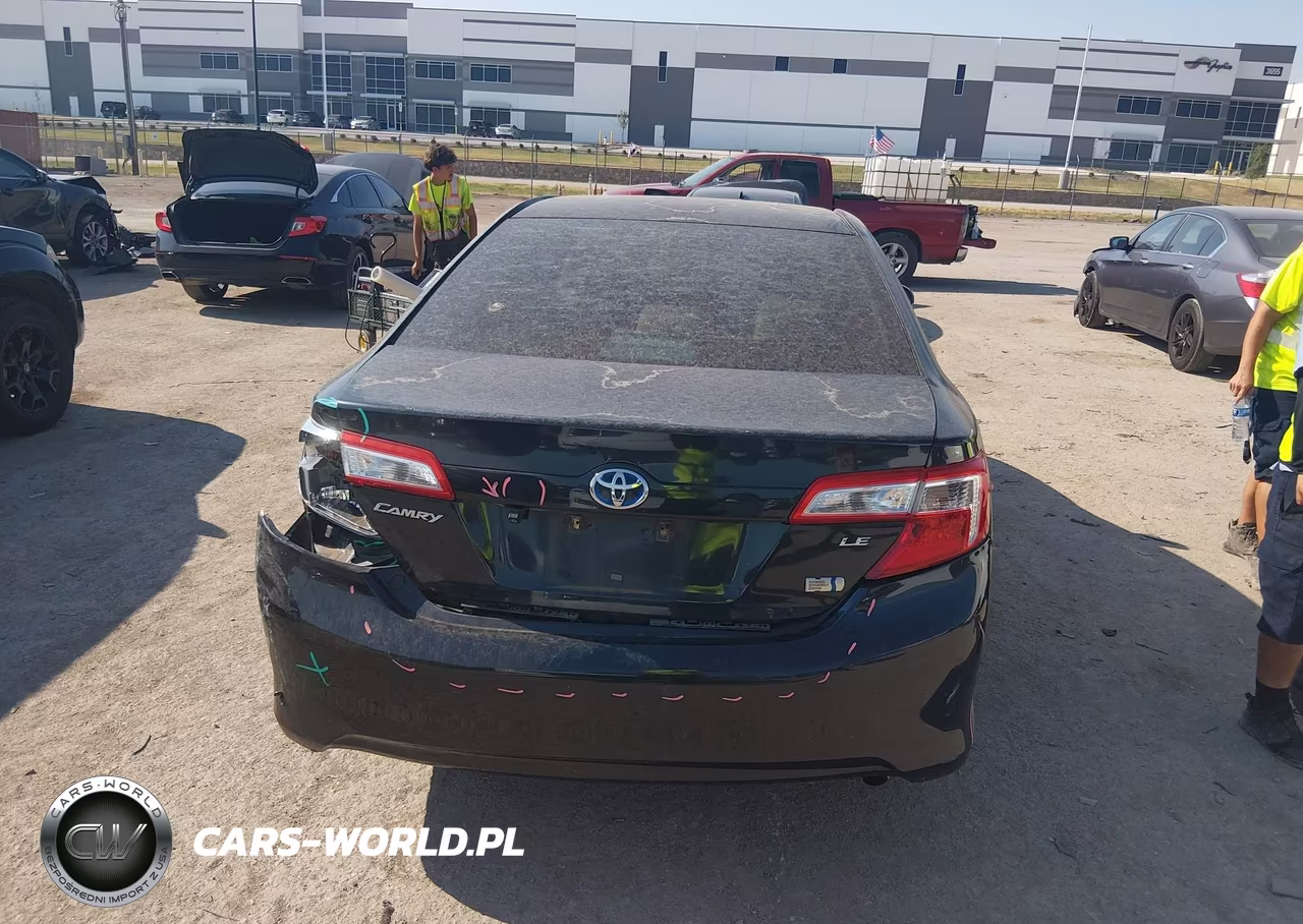 2013 Toyota Camry Hybrid Le VIN:4T1BD1FK7DU076448 - 15