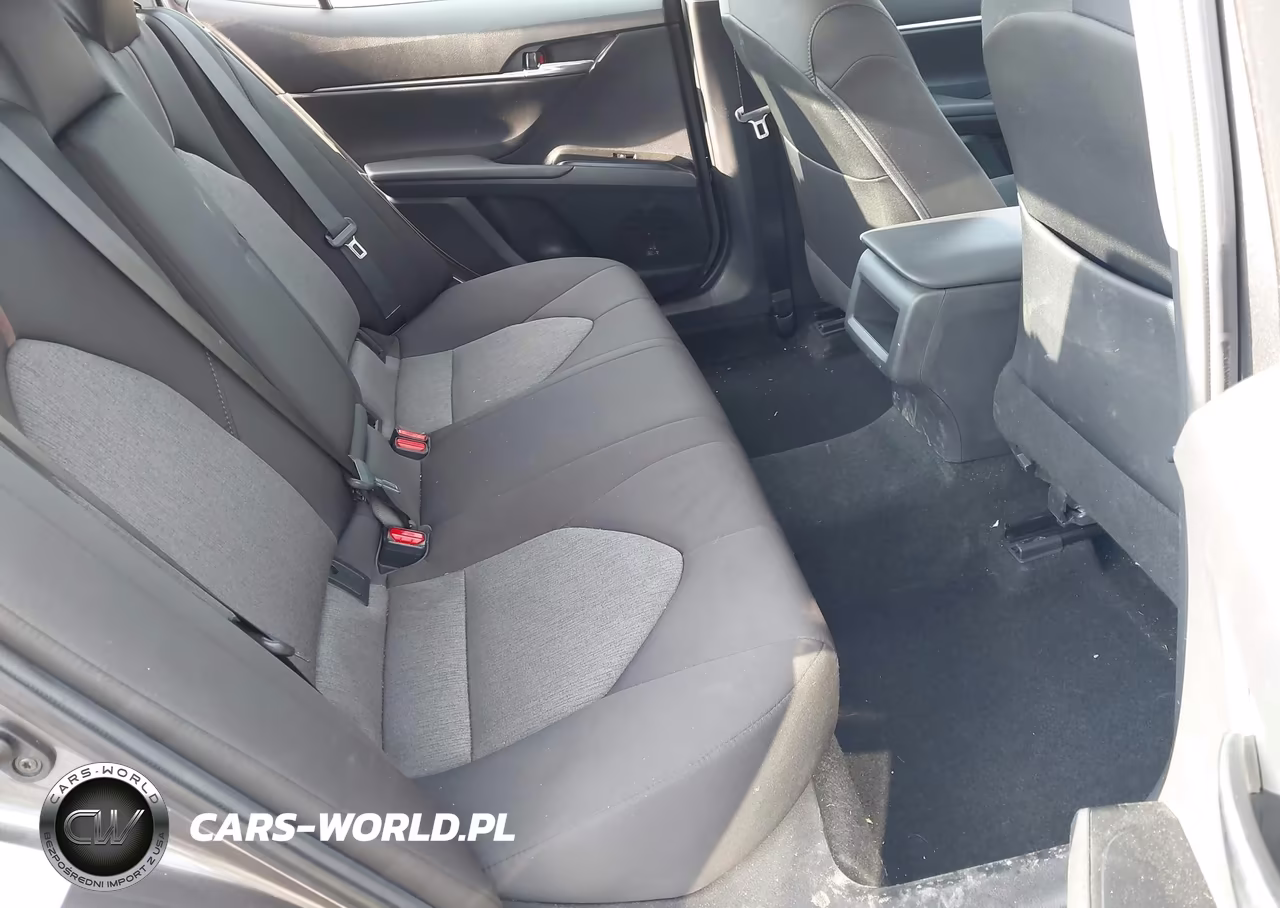 2019 Toyota Camry Le VIN:4T1B11HK1KU693217 - 8