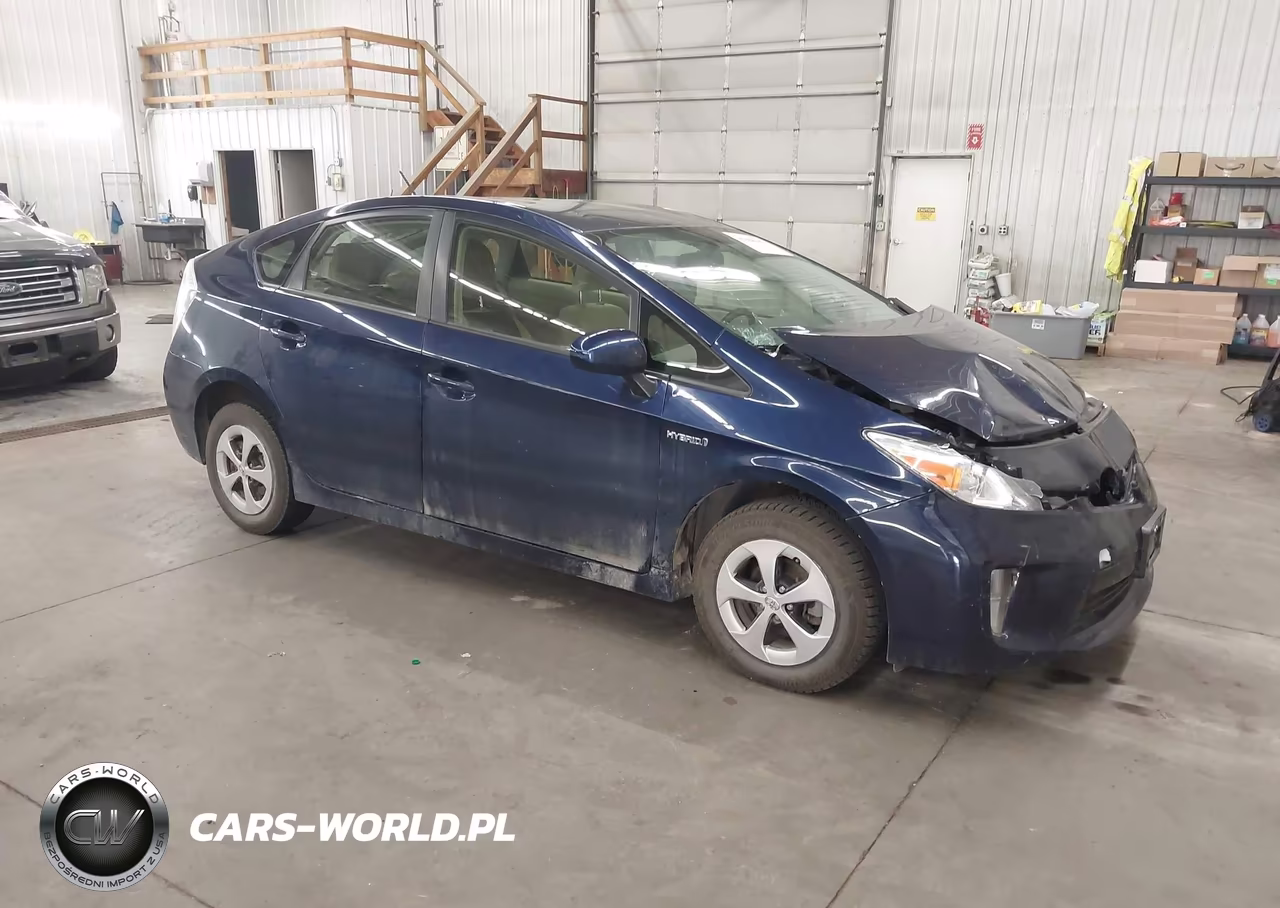 2015 Toyota Prius Three