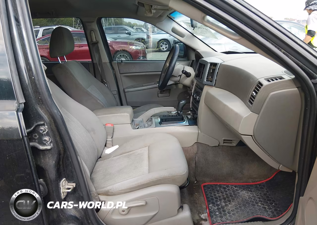 2007 Jeep Grand Cherokee Laredo VIN:1J8GS48K97C650808 - 5