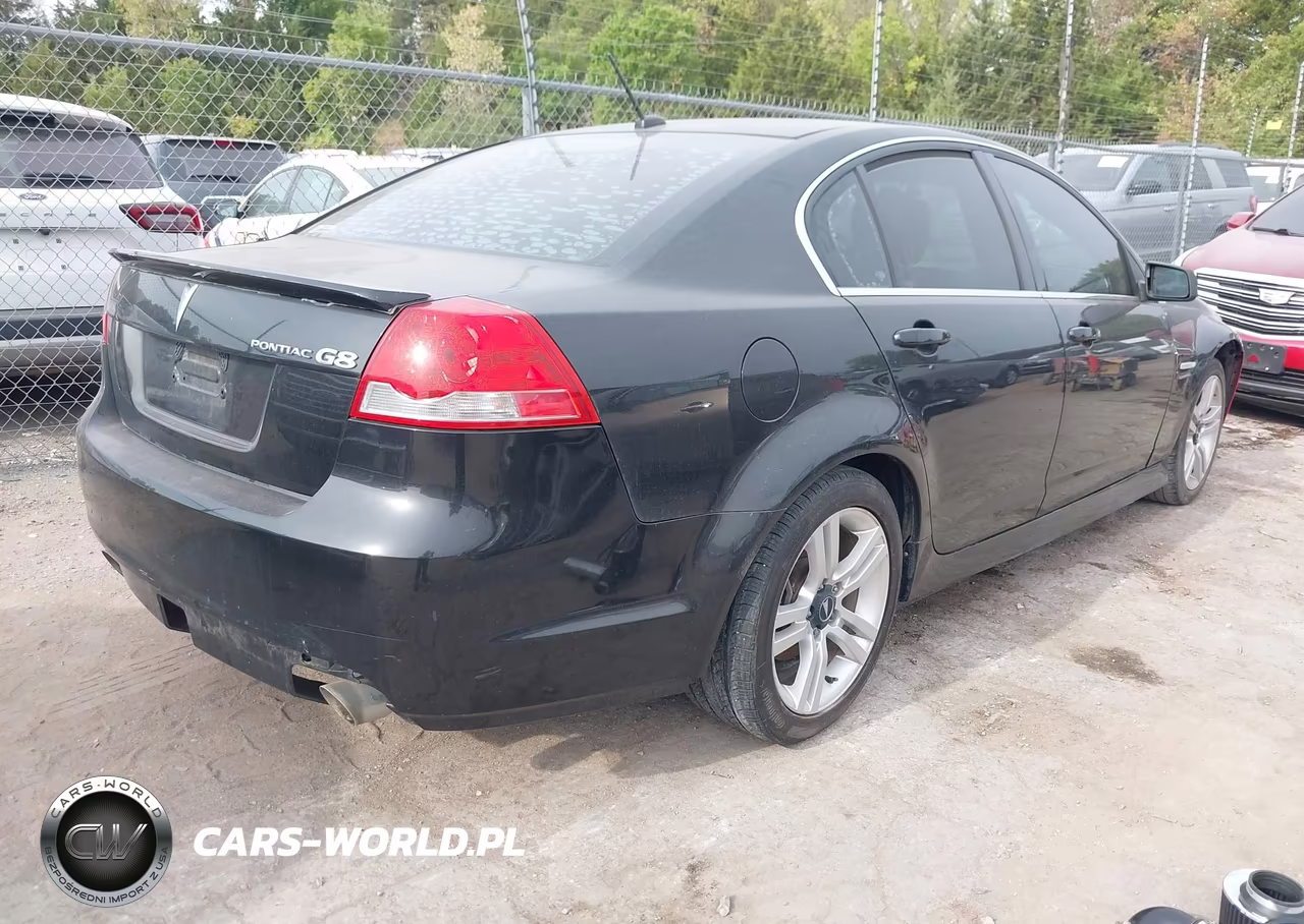 2009 Pontiac G8 VIN:6G2ER57759L215131 - 4