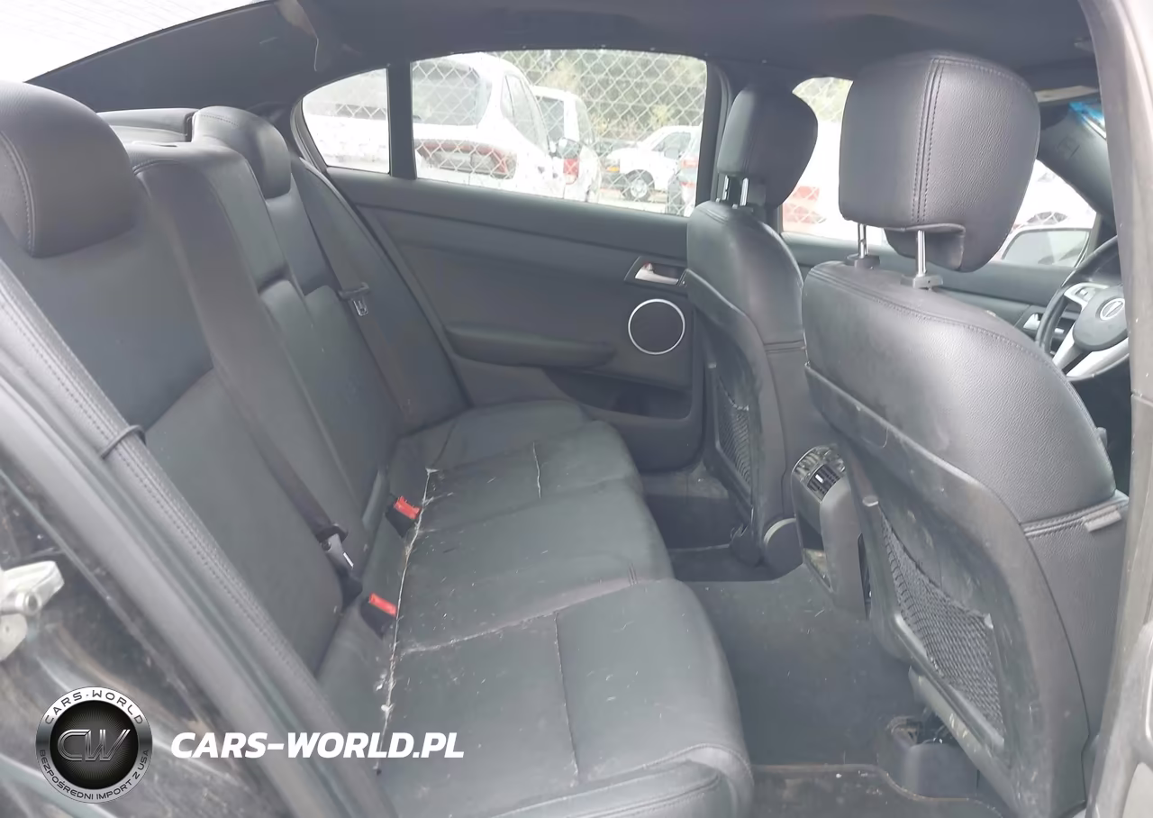 2009 Pontiac G8 VIN:6G2ER57759L215131 - 8
