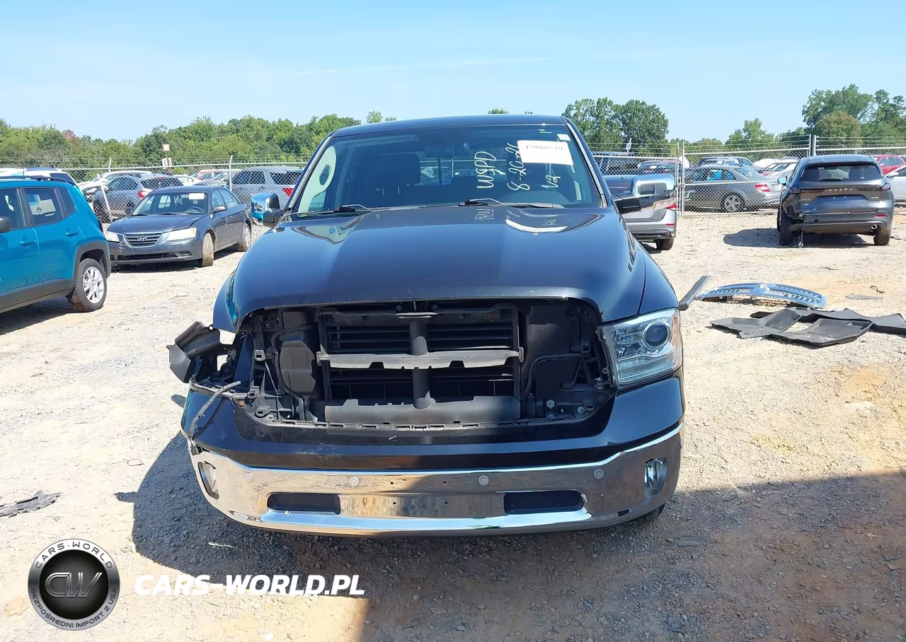 2016 Ram 1500 Laramie VIN:1C6RR7NT5GS287477 - 13