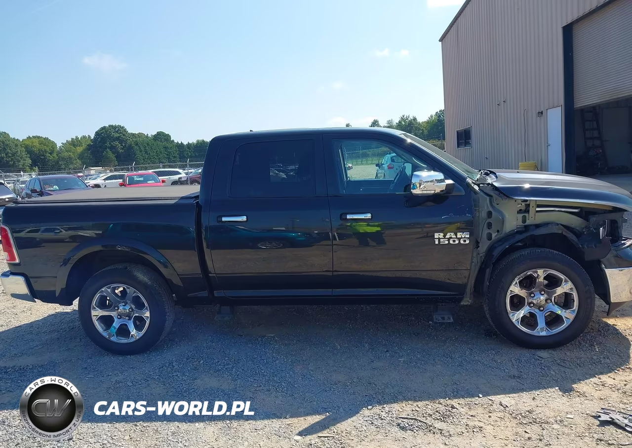 2016 Ram 1500 Laramie VIN:1C6RR7NT5GS287477 - 14