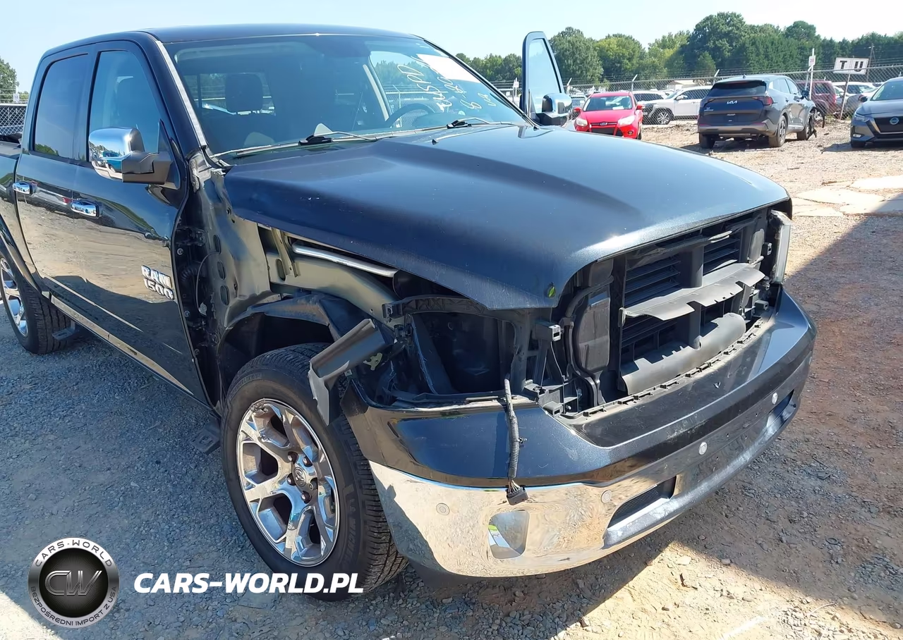 2016 Ram 1500 Laramie VIN:1C6RR7NT5GS287477 - 6