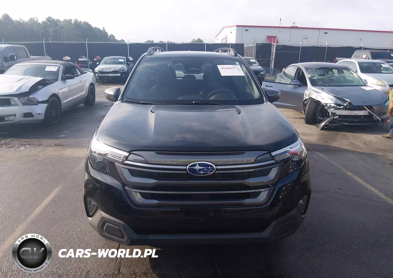 2025 Subaru Forester Premium VIN:JF2SLDBC0SH528089 - 12