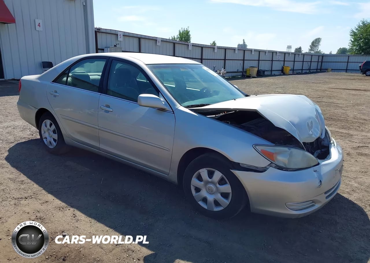2003 Toyota Camry Le VIN:4T1BE32K73U732239 - 1