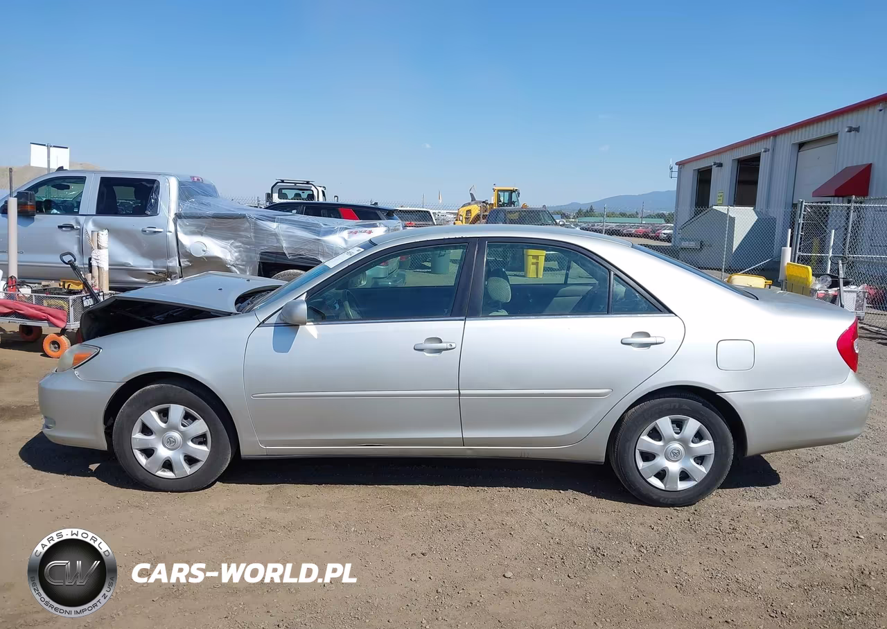 2003 Toyota Camry Le VIN:4T1BE32K73U732239 - 14