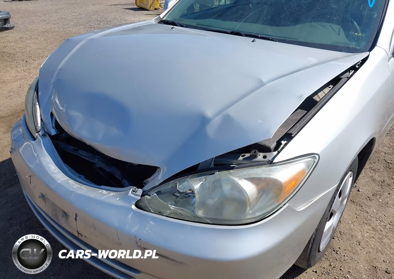 2003 Toyota Camry Le VIN:4T1BE32K73U732239 - 17