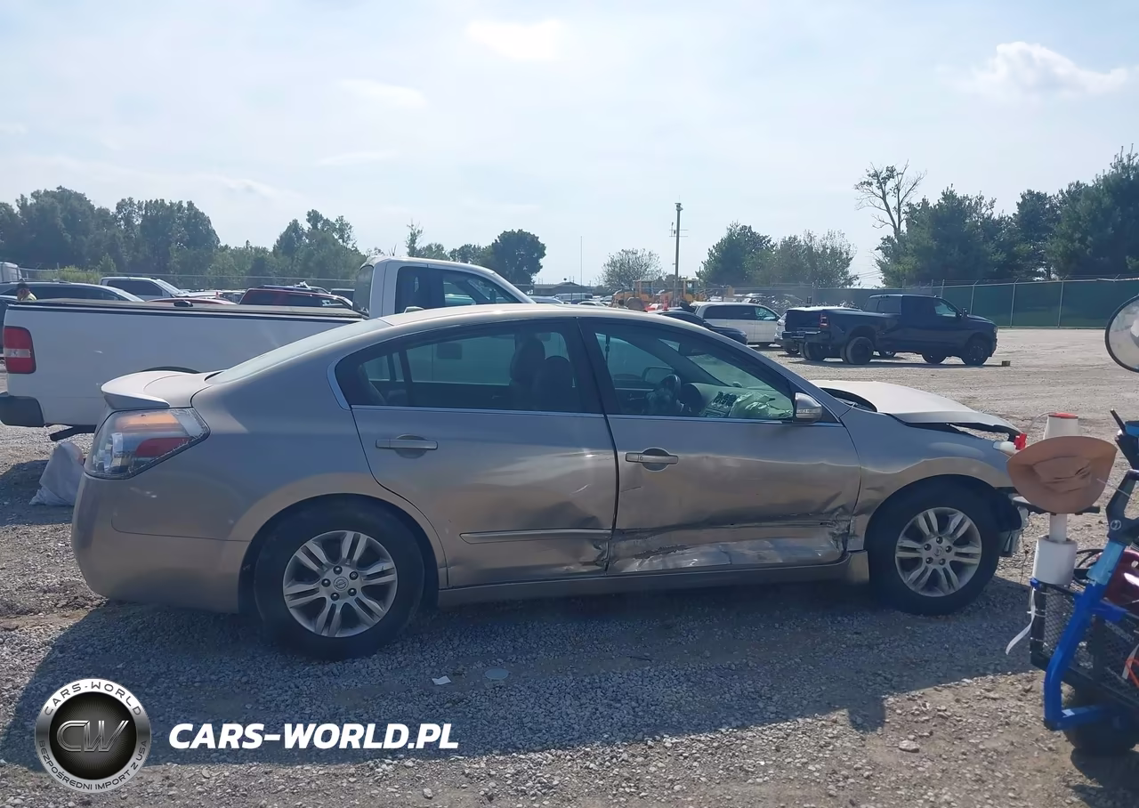 2011 Nissan Altima 2.5 S VIN:1N4AL2AP5BN418455 - 14