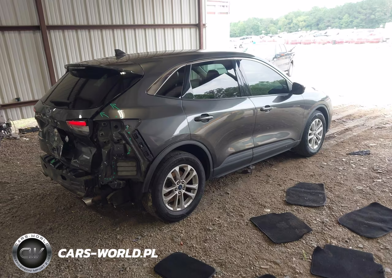 2020 Ford Escape Se VIN:1FMCU0G6XLUA92383 - 4
