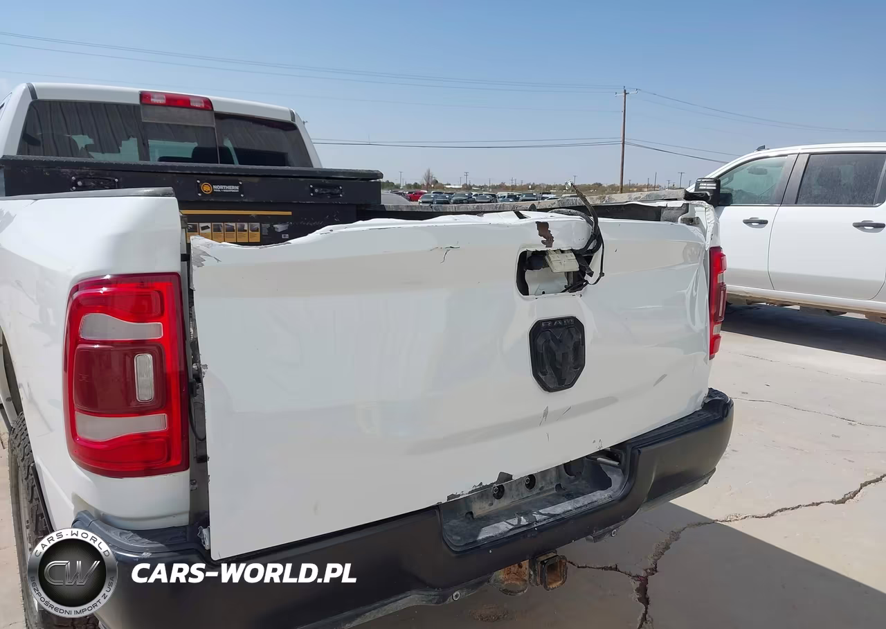 2023 Ram 2500 Tradesman 4X4 8' Box VIN:3C6UR5HLXPG631404 - 6