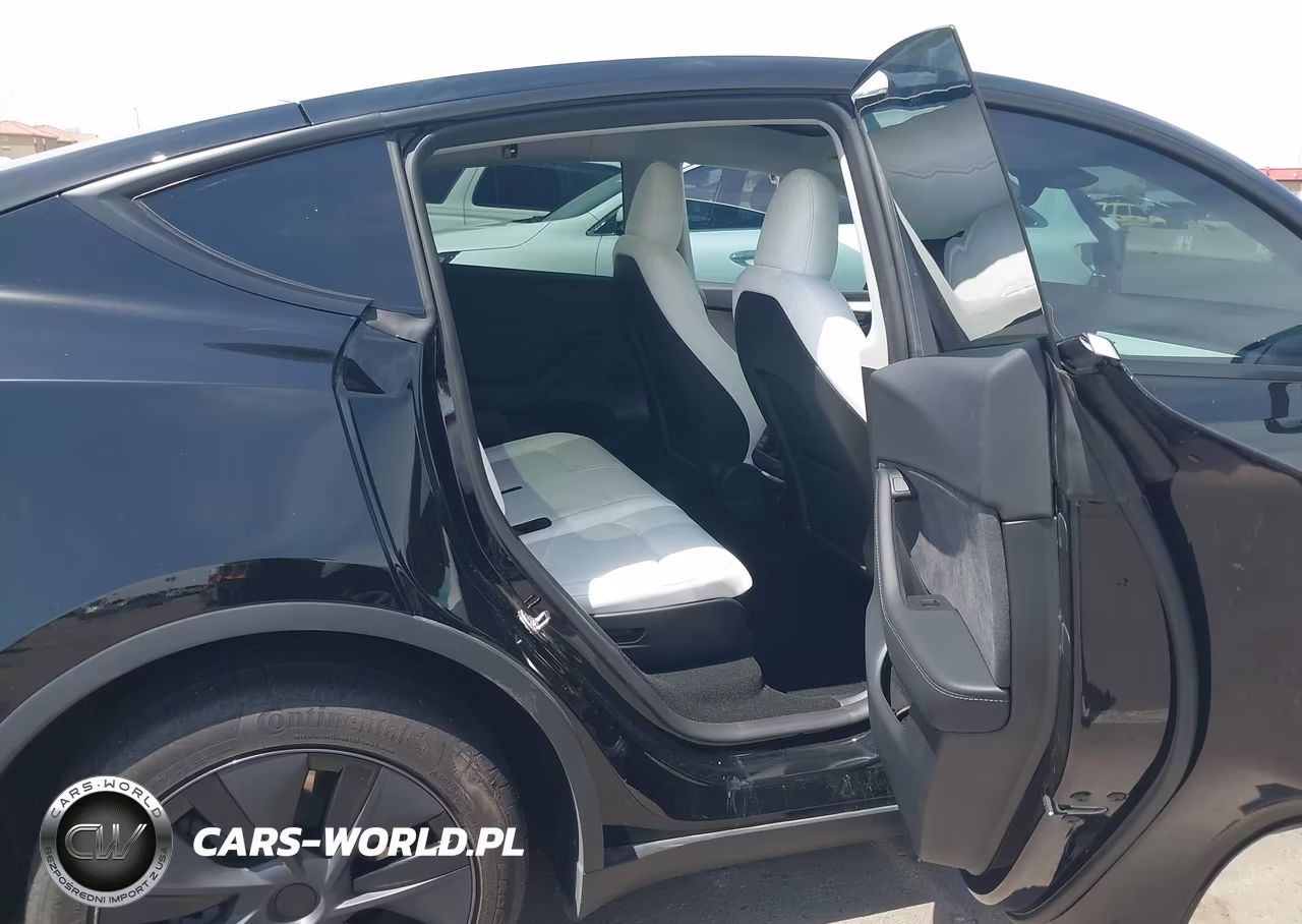 2025 Tesla Model Y Long Range Dual Motor All-Wheel Drive VIN:7SAYGAEE4SF311365 - 8