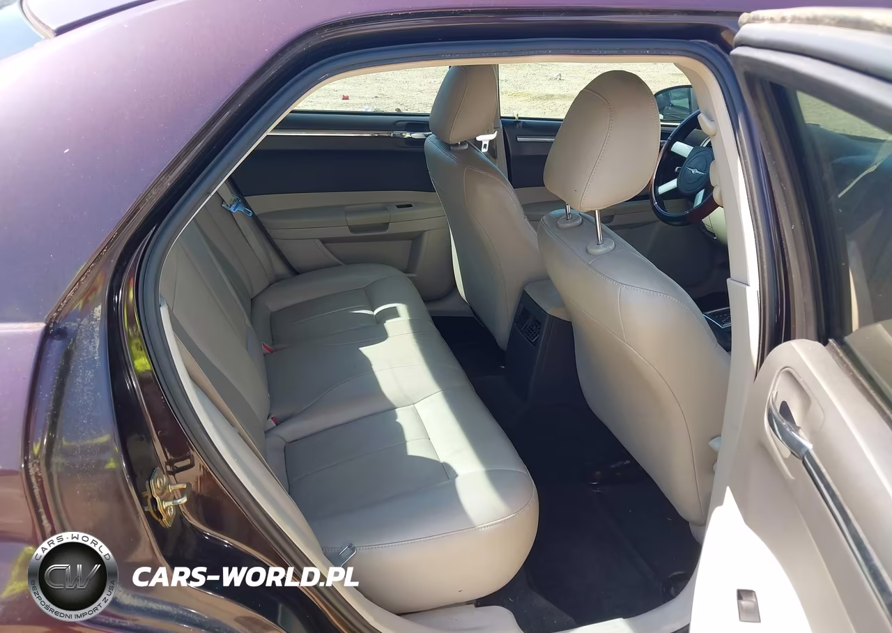 2005 Chrysler 300 Touring VIN:2C3JA53G65H104393 - 8
