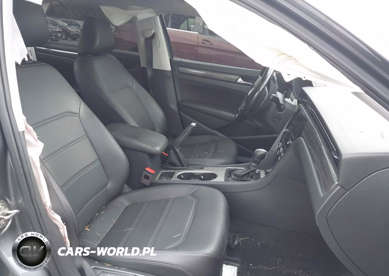 2020 Volkswagen Passat 2.0T R-Line VIN:1VWMA7A36LC010533 - 5