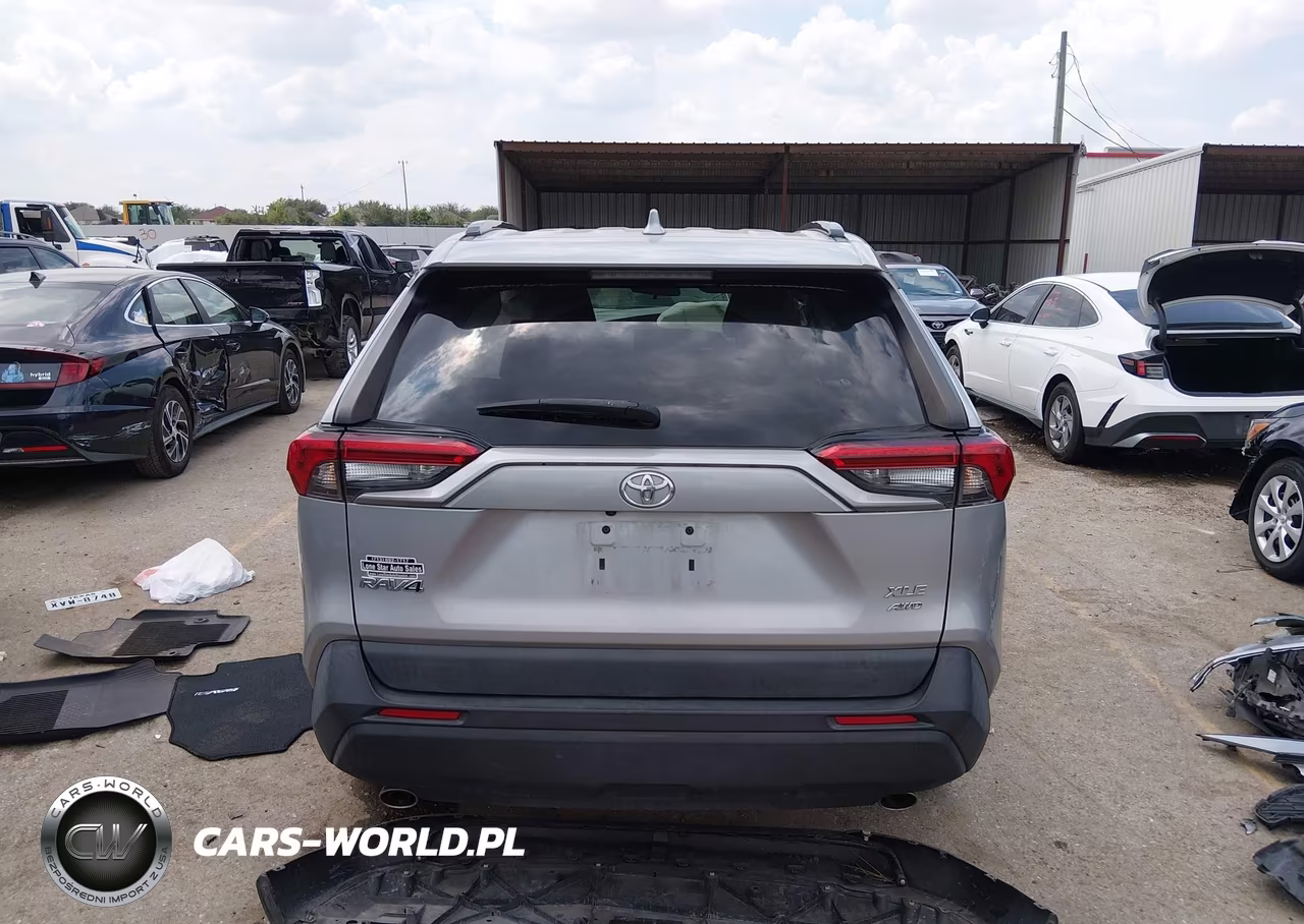 2021 Toyota Rav4 Xle VIN:2T3P1RFV8MW203495 - 15