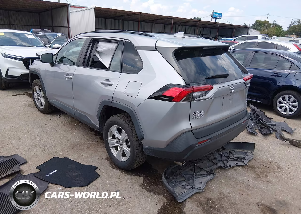 2021 Toyota Rav4 Xle VIN:2T3P1RFV8MW203495 - 3