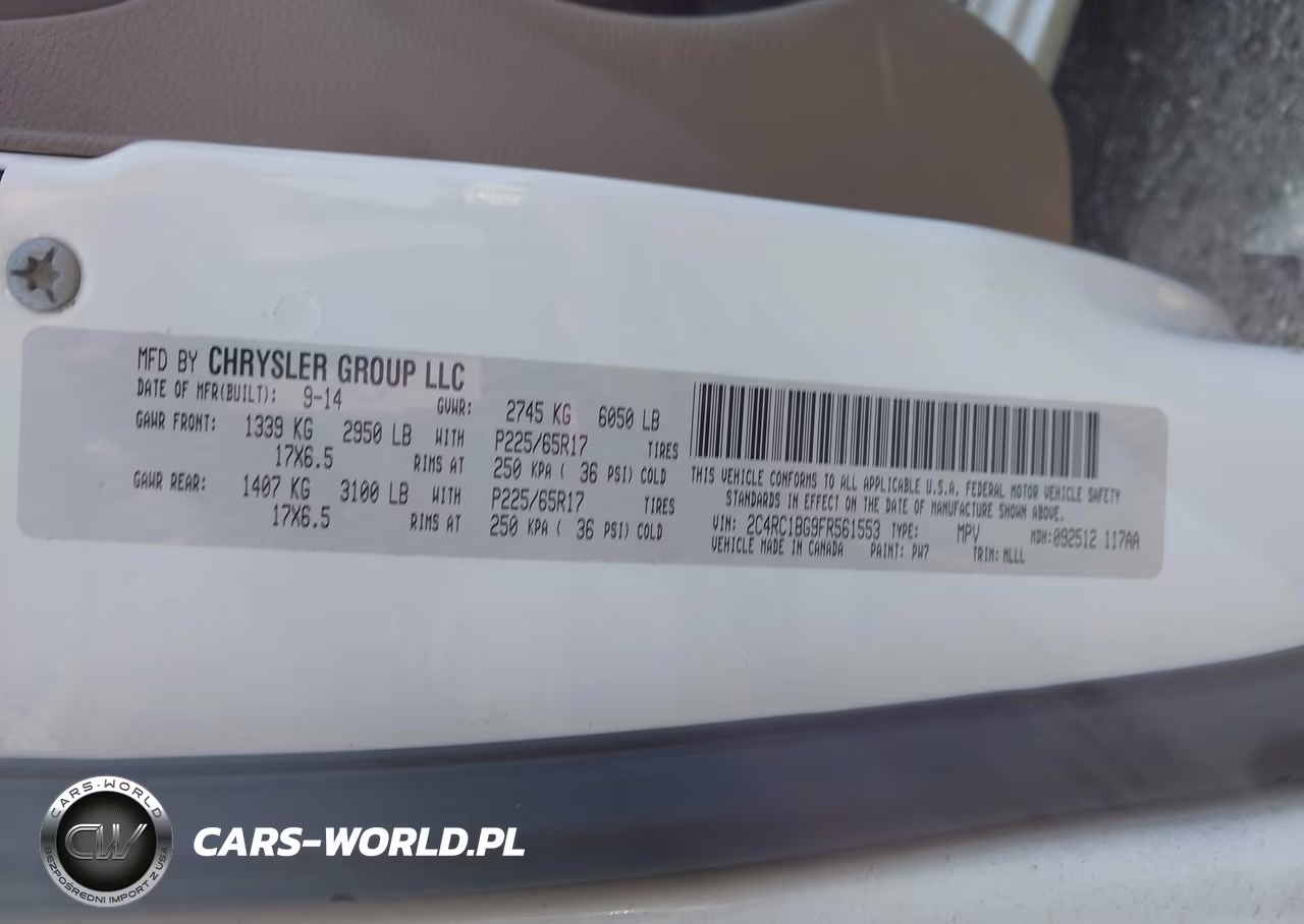 2015 Chrysler Town & Country Touring VIN:2C4RC1BG9FR561553 - 9