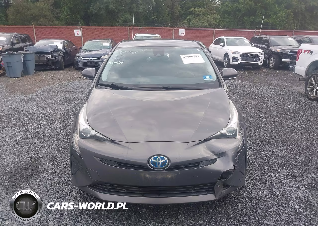 2018 Toyota Prius Two VIN:JTDKBRFU8J3070279 - 12