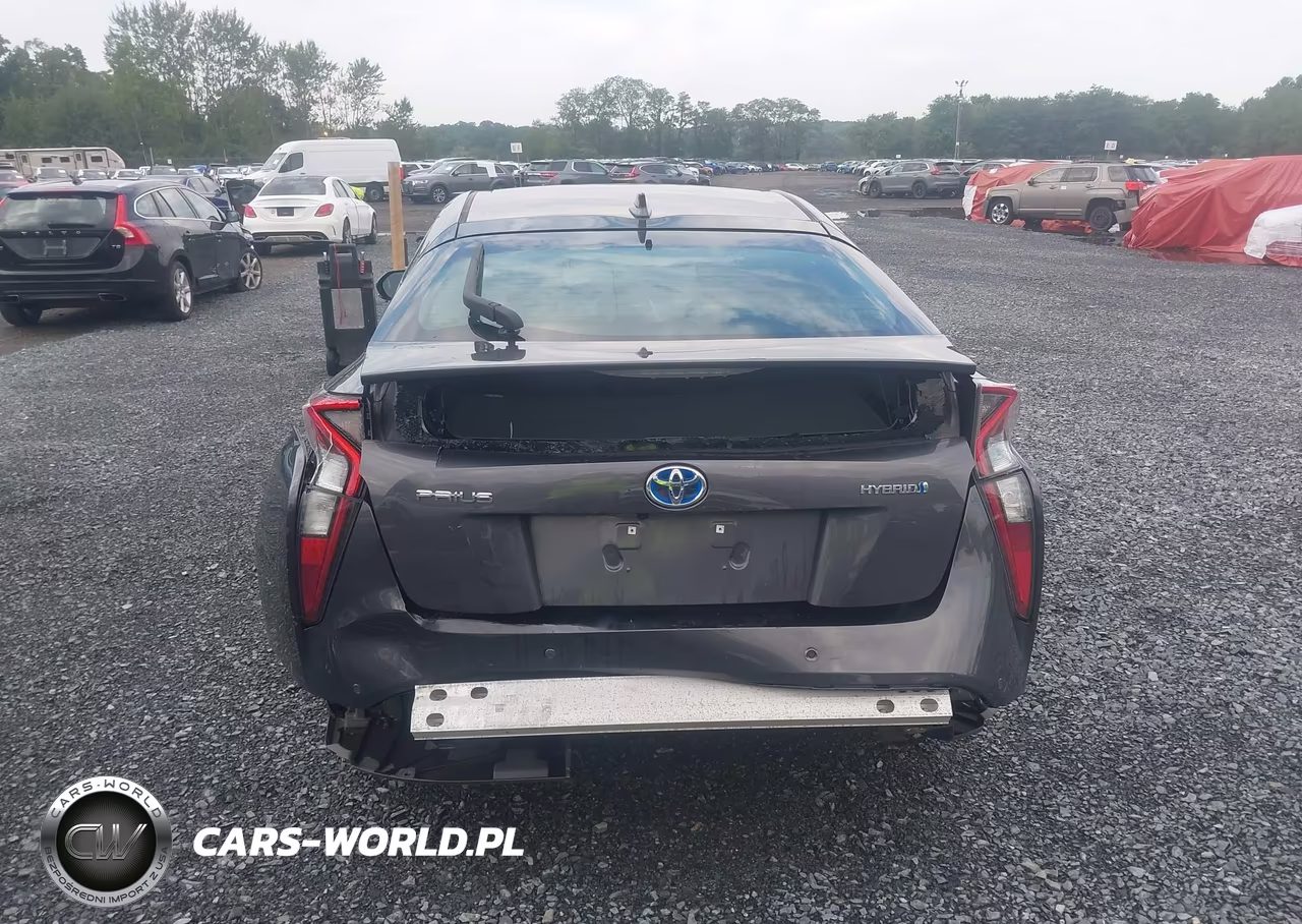 2018 Toyota Prius Two VIN:JTDKBRFU8J3070279 - 16