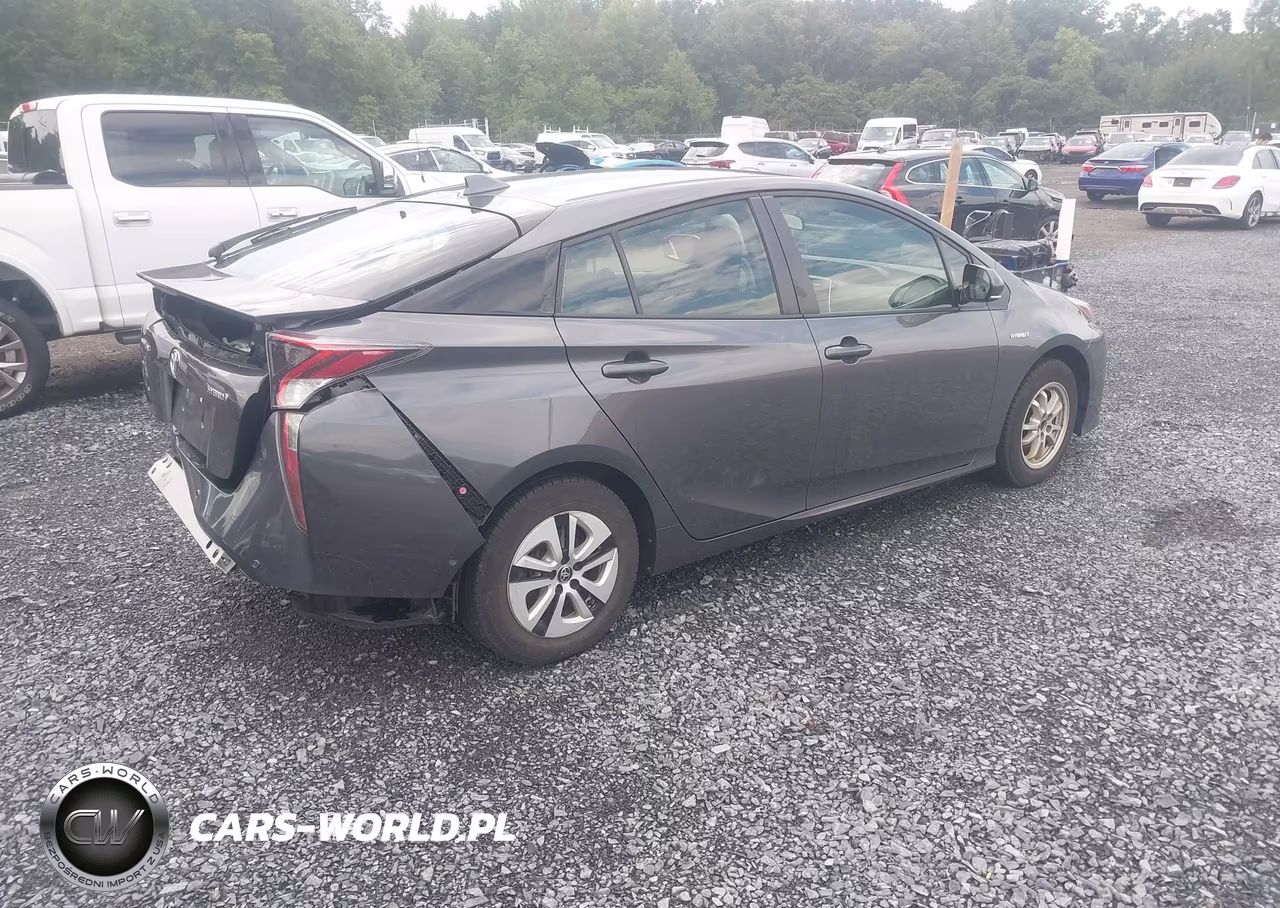 2018 Toyota Prius Two VIN:JTDKBRFU8J3070279 - 4
