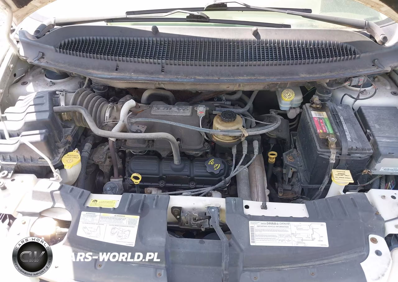 2005 Chrysler Town & Country Touring VIN:2C4GP54L15R284036 - 10