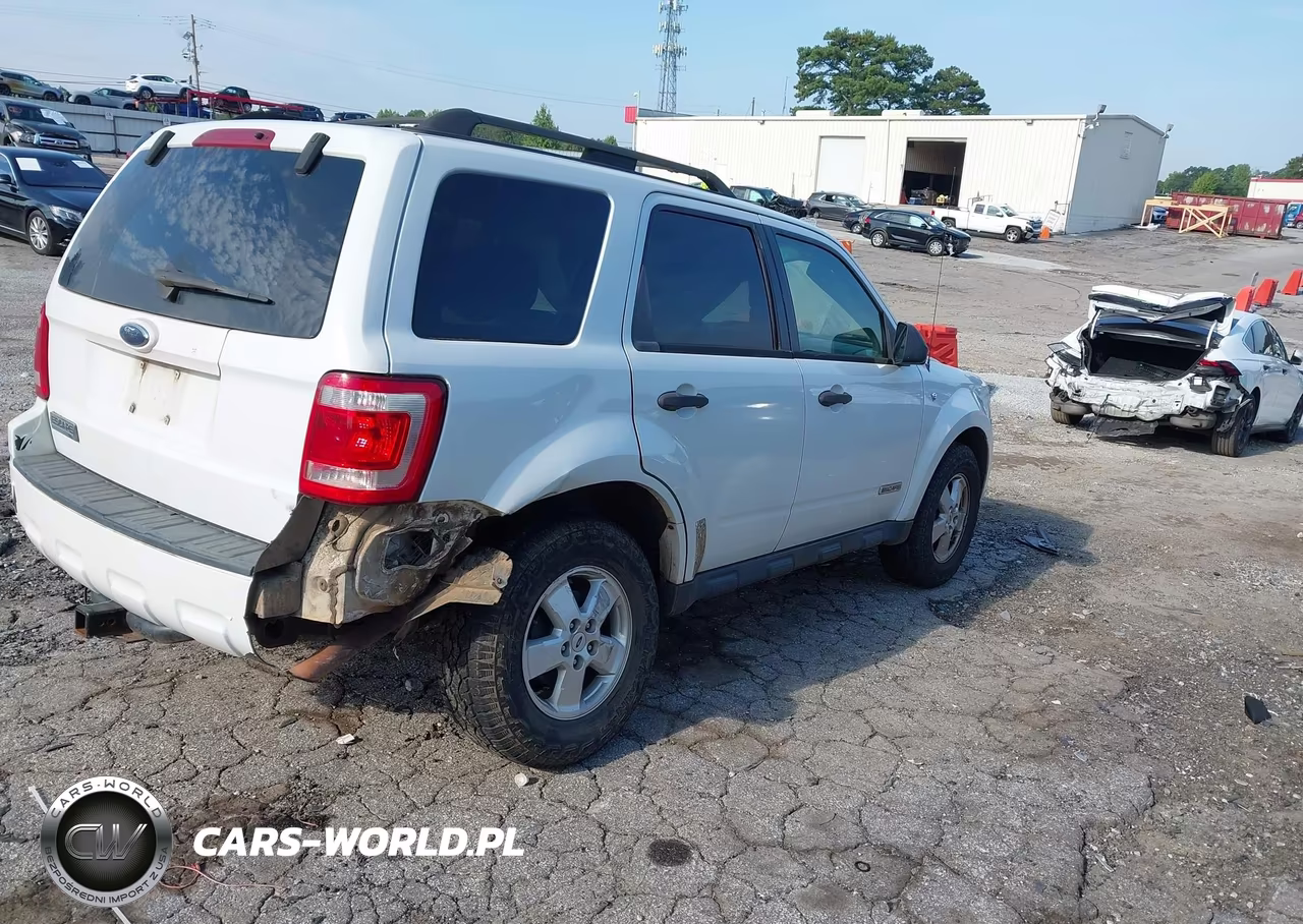 2008 Ford Escape Xlt VIN:1FMCU03118KA29945 - 4