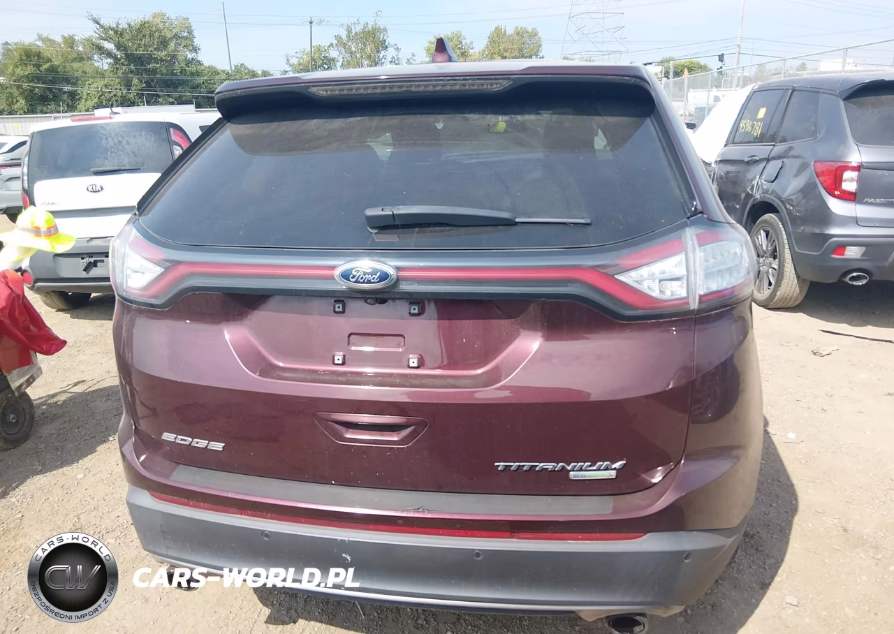2018 Ford Edge Titanium VIN:2FMPK3K93JBB70256 - 16