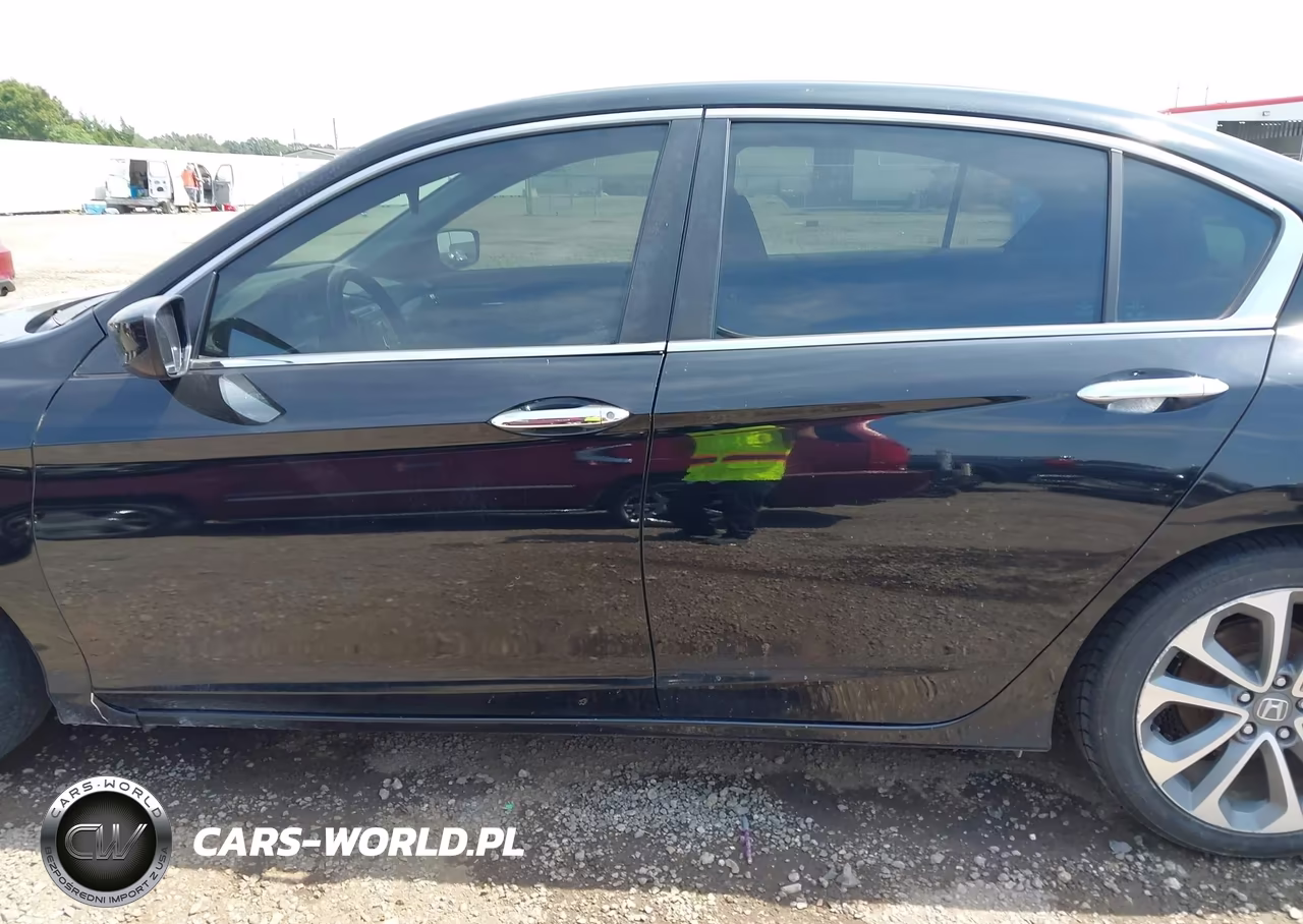 2015 Honda Accord Sport VIN:1HGCR2F50FA199234 - 15