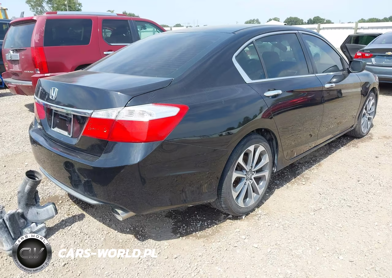 2015 Honda Accord Sport VIN:1HGCR2F50FA199234 - 4