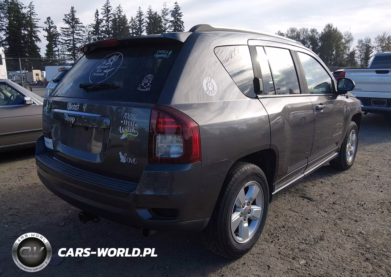 2014 Jeep Compass Sport VIN:1C4NJCBAXED832388 - 4