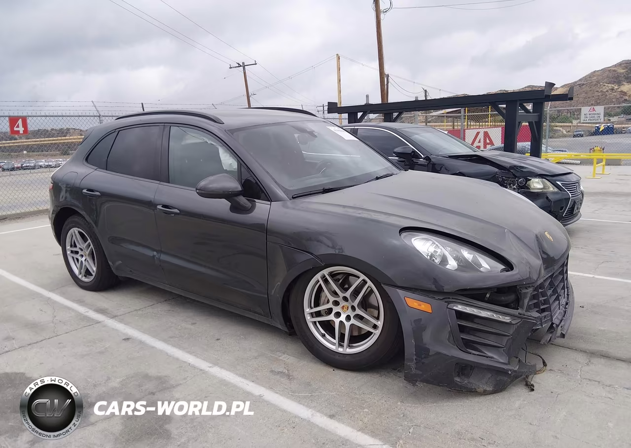 2018 Porsche Macan S
