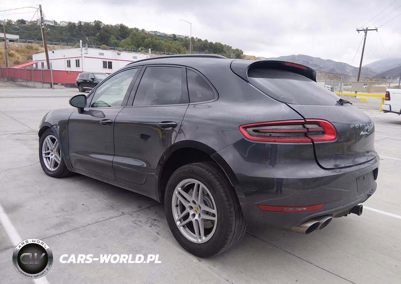 2018 Porsche Macan S VIN:WP1AB2A56JLB40556 - 3