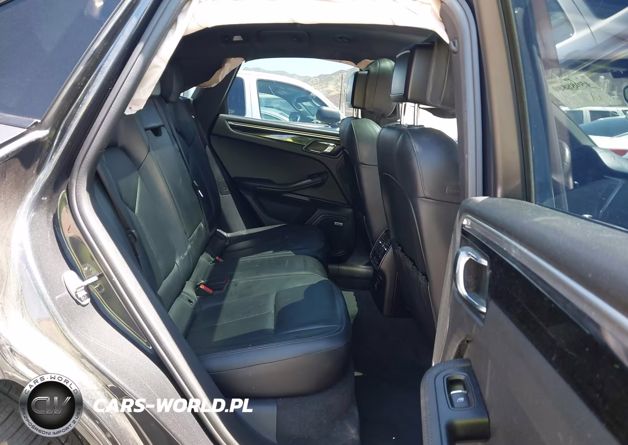 2018 Porsche Macan S VIN:WP1AB2A56JLB40556 - 8